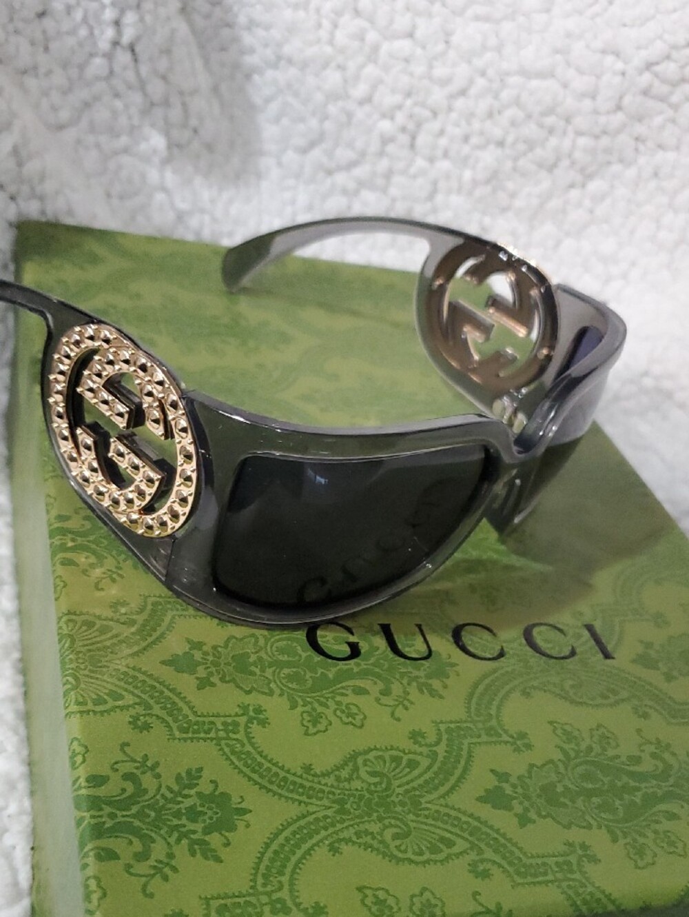 Gucci Gray Shield Sunglasses with Gold GG Medallion